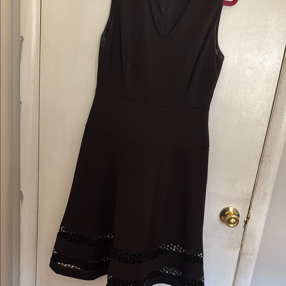Elegant Black Sleeveless Dress